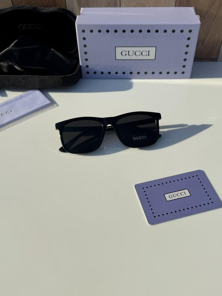 GUCCI SUNGLASSES