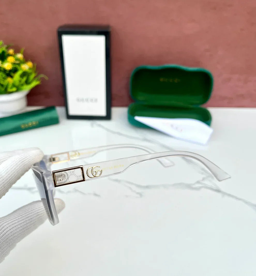 GUCCI SUNGLASSES