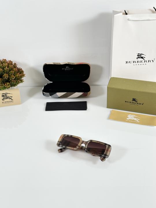 BURBERRY SUNGLASSES