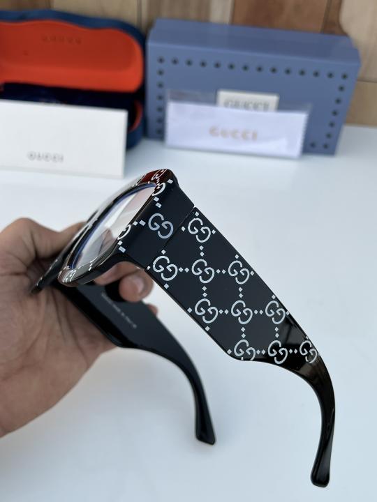 GUCCI GLASSES