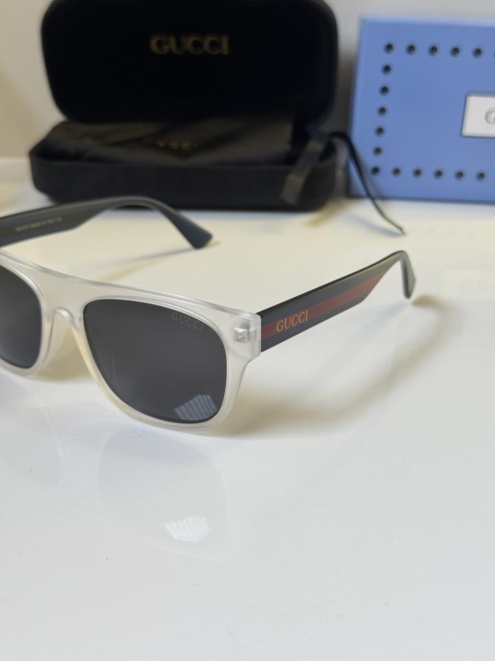GUCCI SUNGLASSES
