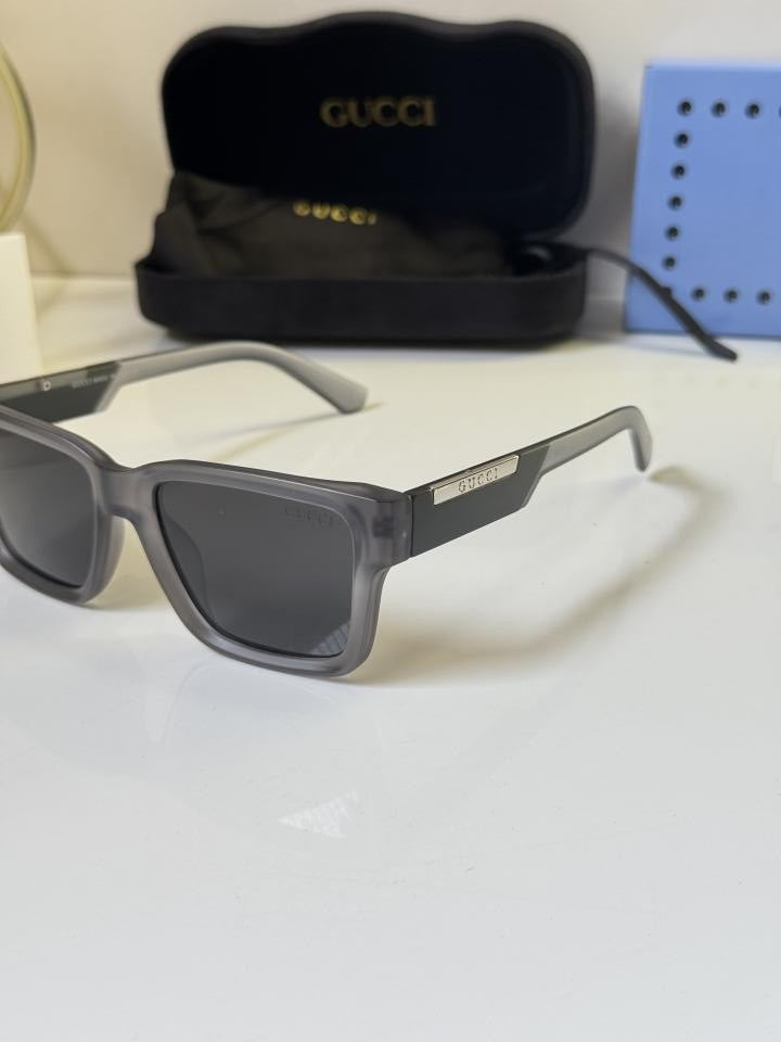 GUCCI SUNGLASSES