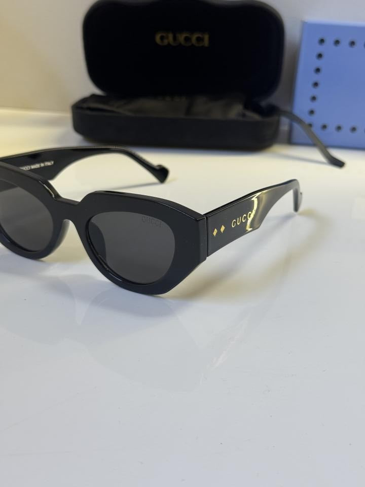GUCCI SUNGLASSES