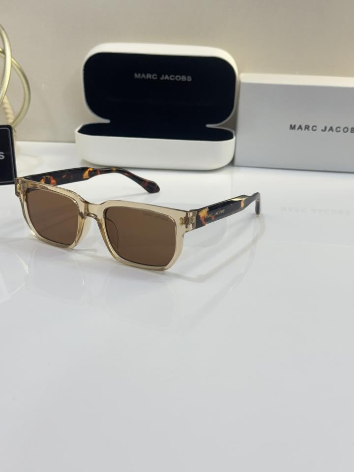 MARC JACOBS